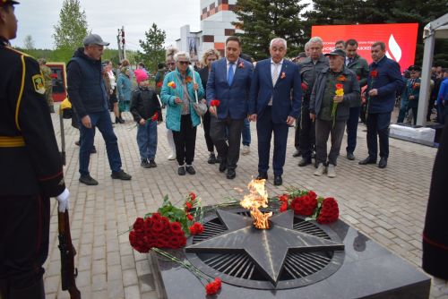 В Тукаевском районе зажгли Вечный огонь