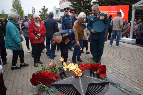 В Тукаевском районе зажгли Вечный огонь