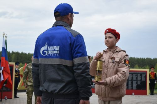 В Тукаевском районе зажгли Вечный огонь