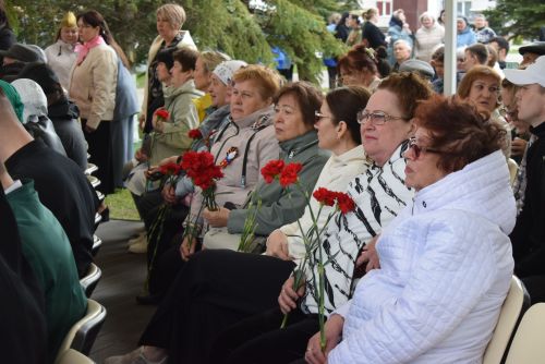 В Тукаевском районе зажгли Вечный огонь