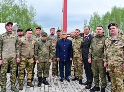 В Тукаевском районе зажгли Вечный огонь