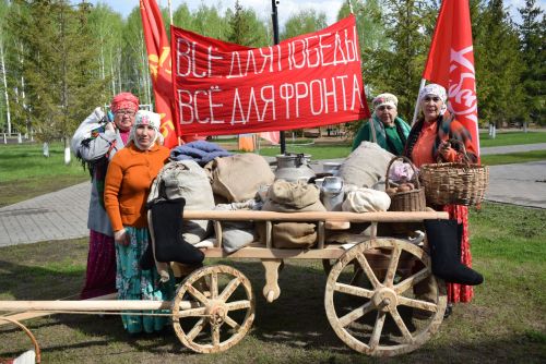 В Тукаевском районе зажгли Вечный огонь