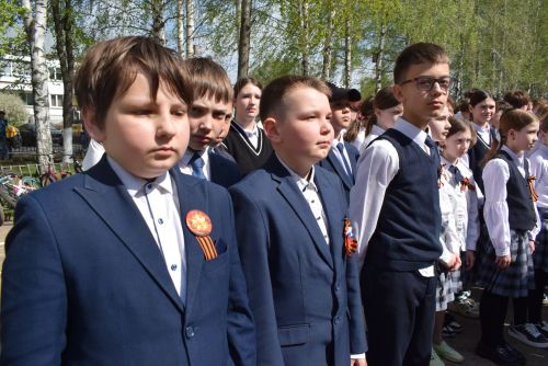 В Тукаевском районе высадили «Сад памяти» в честь героев прошлого и настоящего