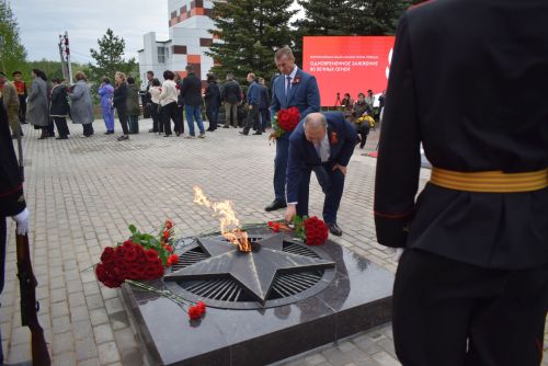 В Тукаевском районе зажгли Вечный огонь