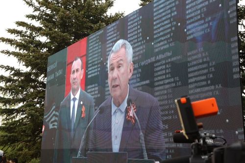 В Тукаевском районе зажгли Вечный огонь