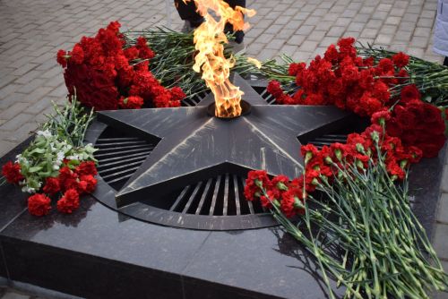В Тукаевском районе зажгли Вечный огонь