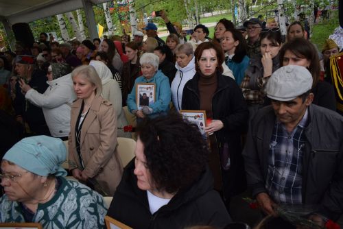 В Тукаевском районе зажгли Вечный огонь