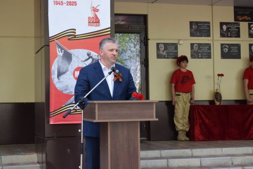 В Тукаевском районе высадили «Сад памяти» в честь героев прошлого и настоящего