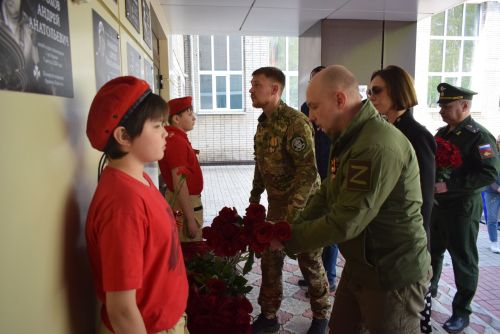 В Тукаевском районе высадили «Сад памяти» в честь героев прошлого и настоящего