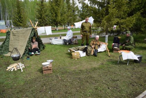 В Тукаевском районе зажгли Вечный огонь