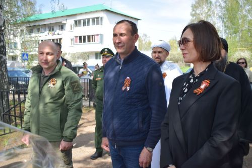 В Тукаевском районе высадили «Сад памяти» в честь героев прошлого и настоящего