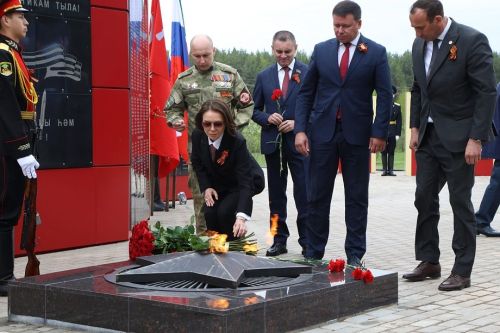В Тукаевском районе зажгли Вечный огонь