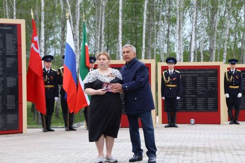 В Тукаевском районе зажгли Вечный огонь