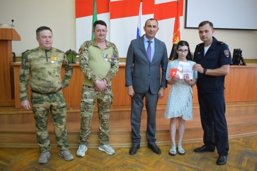 С гордостью быть гражданином великой России!