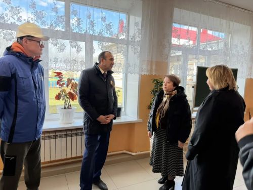 В селе Калмаш капитально ремонтируют школу
