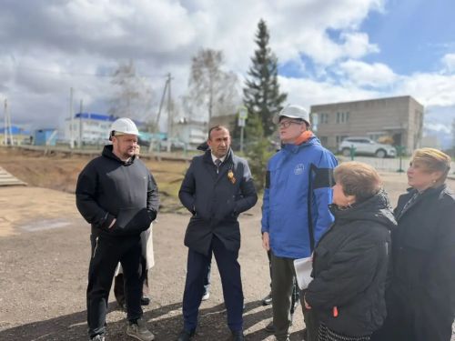 В селе Калмаш капитально ремонтируют школу
