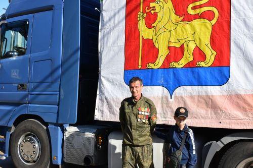 В зону проведения спецоперации отправилась очередная важная миссия — 49-й гуманитарный конвой