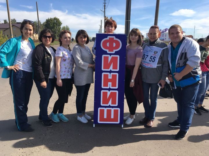 Сотрудники социального обслуживания населения «Шафкатъ» приняли участие в районном  «Кроссе нации – 2018»