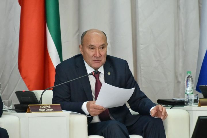 Марат Ахметов назвал две задачи, которые нужно решить для сохранения сел Татарстана