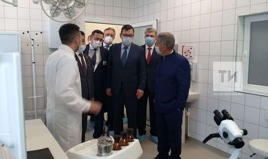 Рустам Минниханов открыл в Набережных Челнах новый онкоцентр