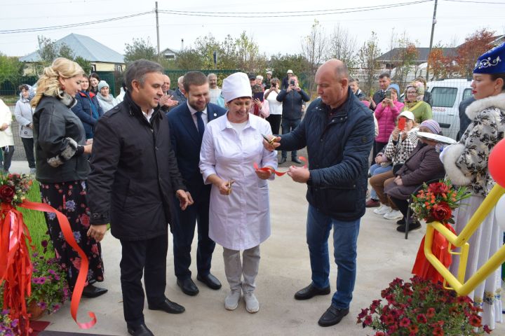 Ильбухтино халкы сөенече