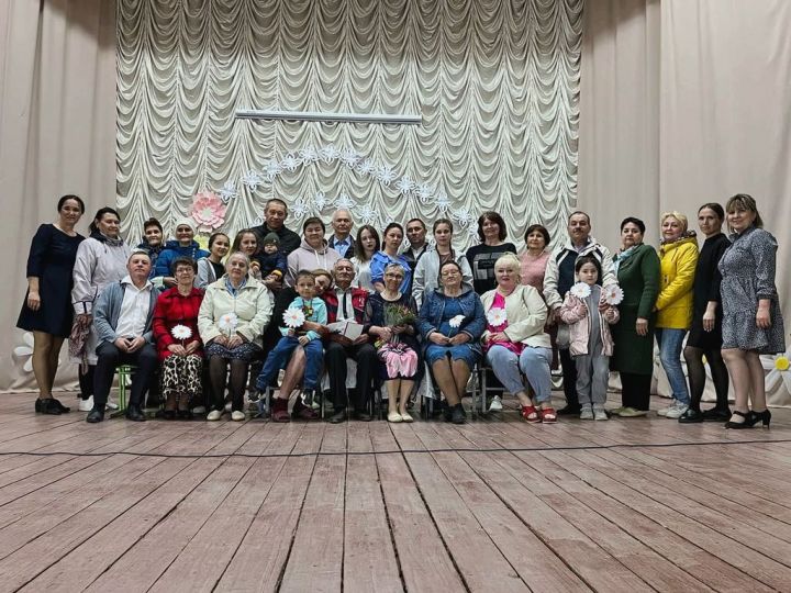 Сокланырлык күркәм гаилә