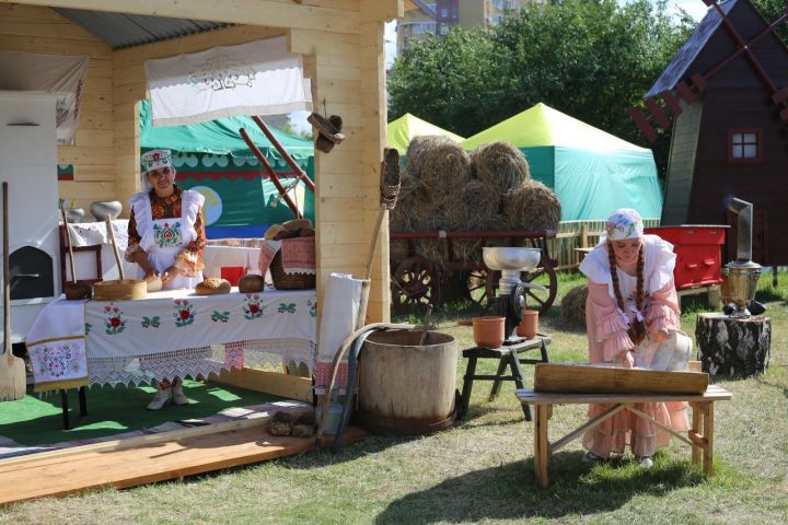 Тукай муниципаль районы Төмән шәһәрендә «Сабантуй» милли бәйрәмен оештыруда катнашты