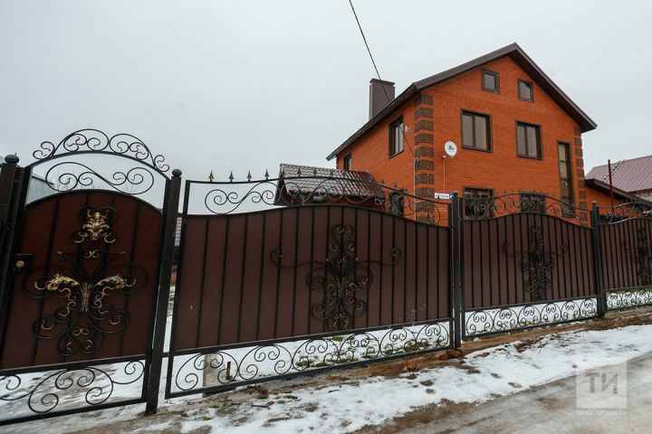 Запретить сделки с недвижимостью можно и на Госуслугах