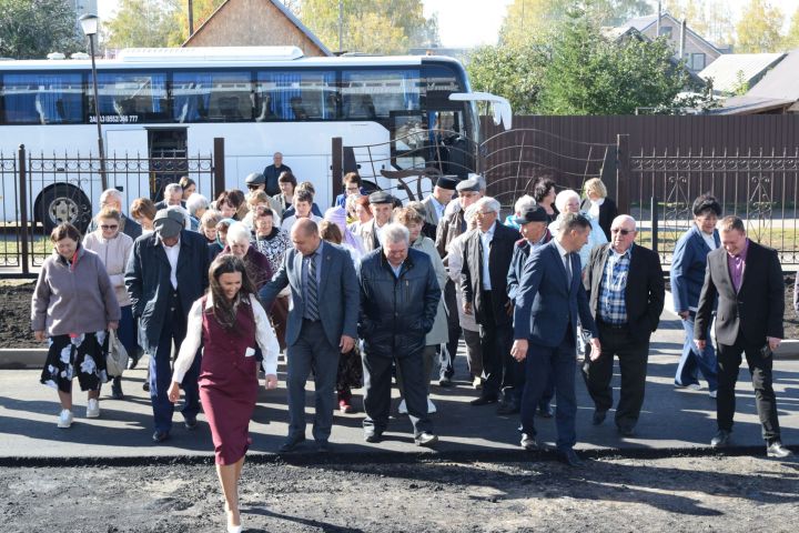 Декада пожилых людей: Путешествие по достижениям и переменам Тукаевского района