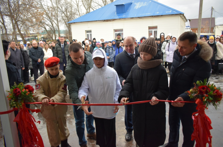 В Тукаевском районе открылся долгожданный молодёжный центр