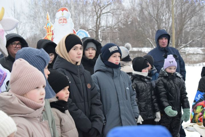 В Тукаевском районе для детей участников СВО организовали праздник