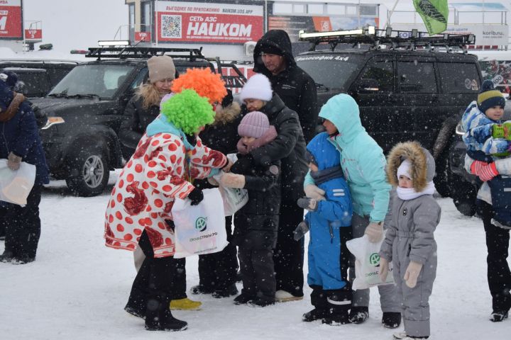 Веселое катание для особых гостей!