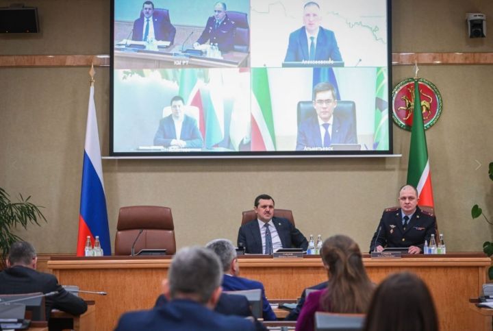 Юл хәрәкәте иминлеген тәэмин итү буенча Татарстан Республикасы Хөкүмәт комиссиясе утырышы узды