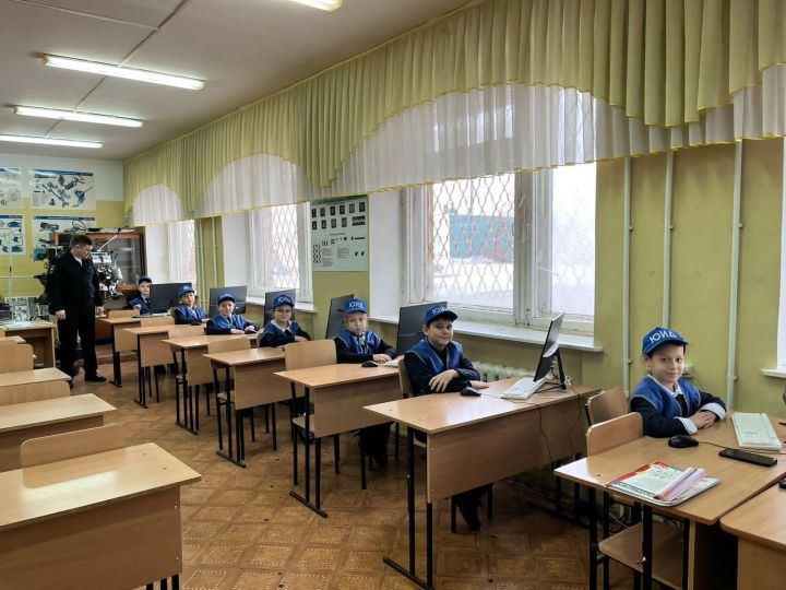 Юл йөрү кагыйдәләре – балачактан!