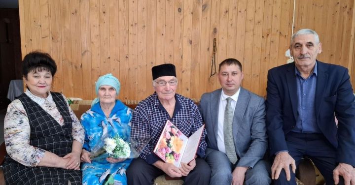 Два свадебных юбилея в один день