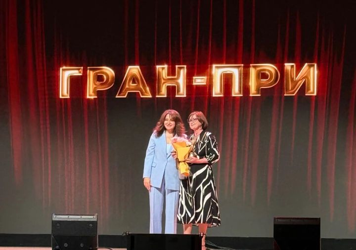 Гран-при «Хрустального пера» и автомобиль уезжают в Набережные Челны