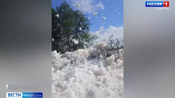 Власти Нижнекамска объяснили появление пожарной пены в водоеме села Иштеряково