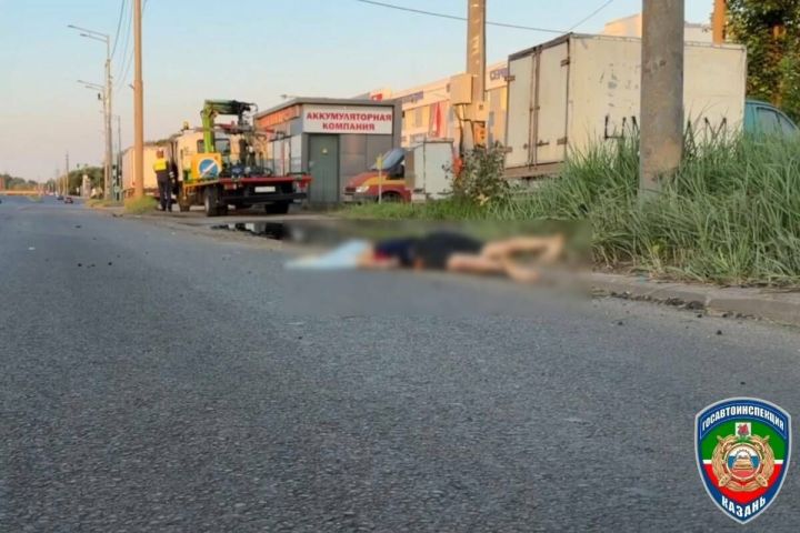 В Казани бесправный мопедист на незарегистрированном байке насмерть протаранил столб