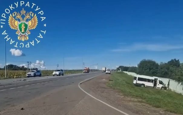 В Татарстане 13 человек пострадали в ДТП с автобусом