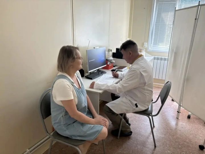 В Круглом Поле прошел выездной прием руководства Тукаевской ЦРБ