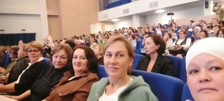 Педагоги района изучили методические аспекты ГИА-2027 на республиканском семинаре в Казани