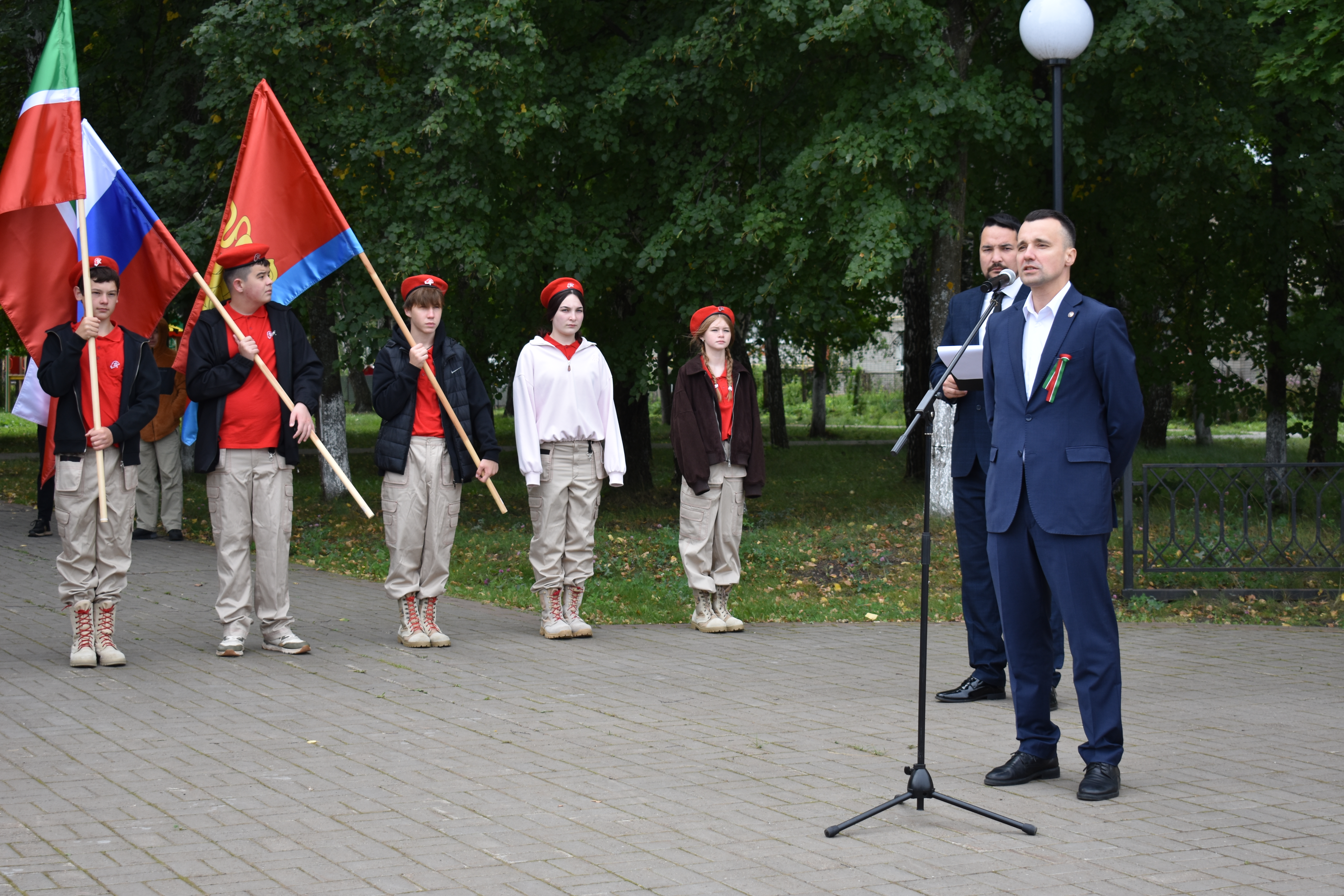 Помощник Раиса РТ Тимур Сулейманов.