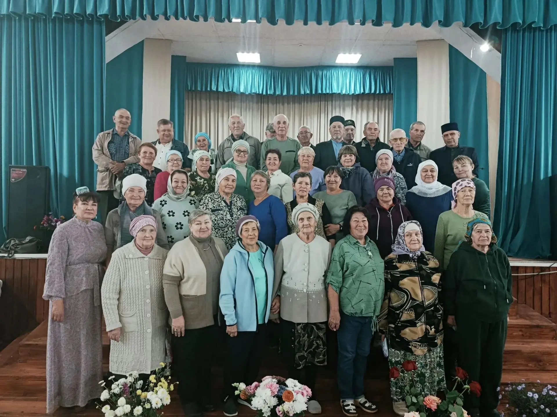 Өлкәннәр көне уңаеннан Биклән авылы мәдәният йортында оештырылган бәйрәм кичәсе