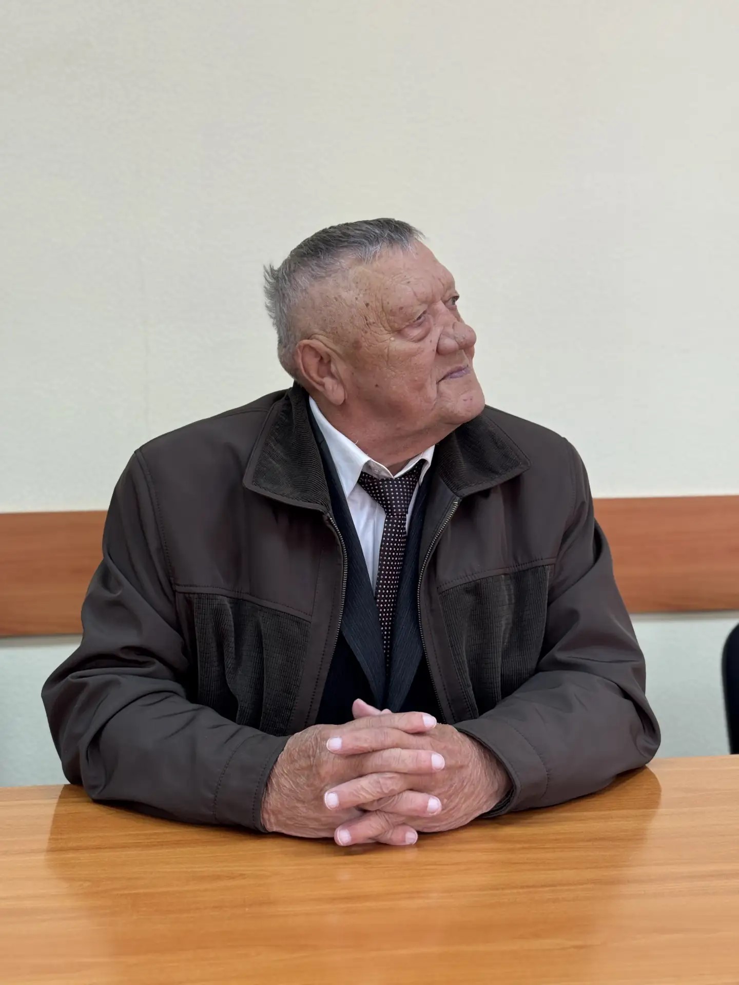 Александр Николаевич активно работает в Совете ветеранов.