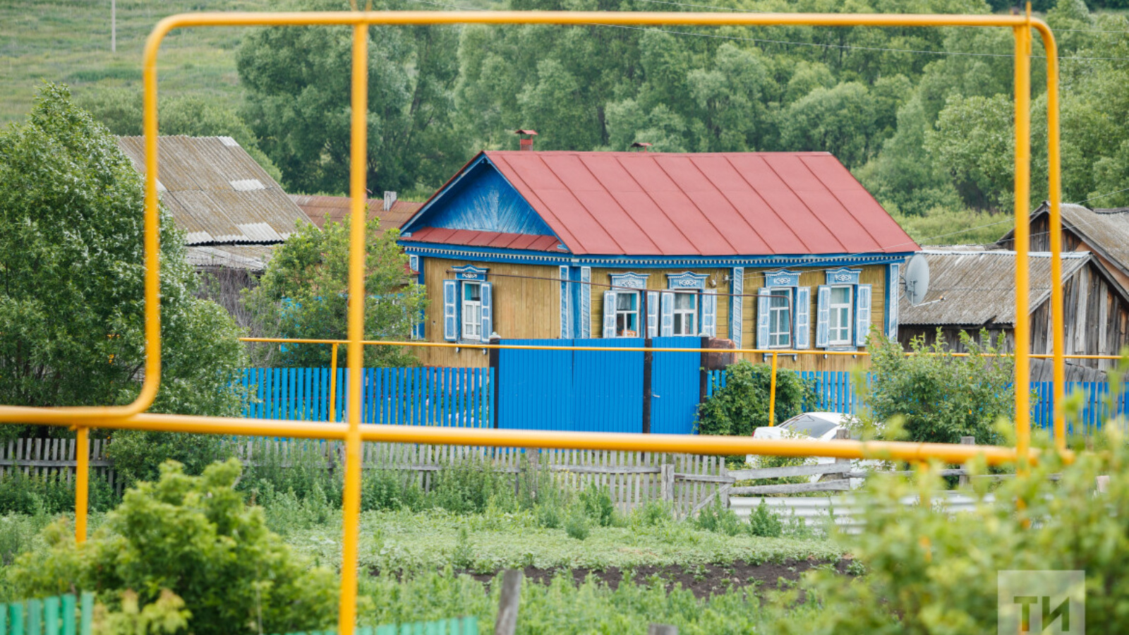 Ул җитәкчелек иткән чорда Сосновый Бор поселогына, шулай ук Казиле һәм Чыршылы авылларына газ үткәрелә. 