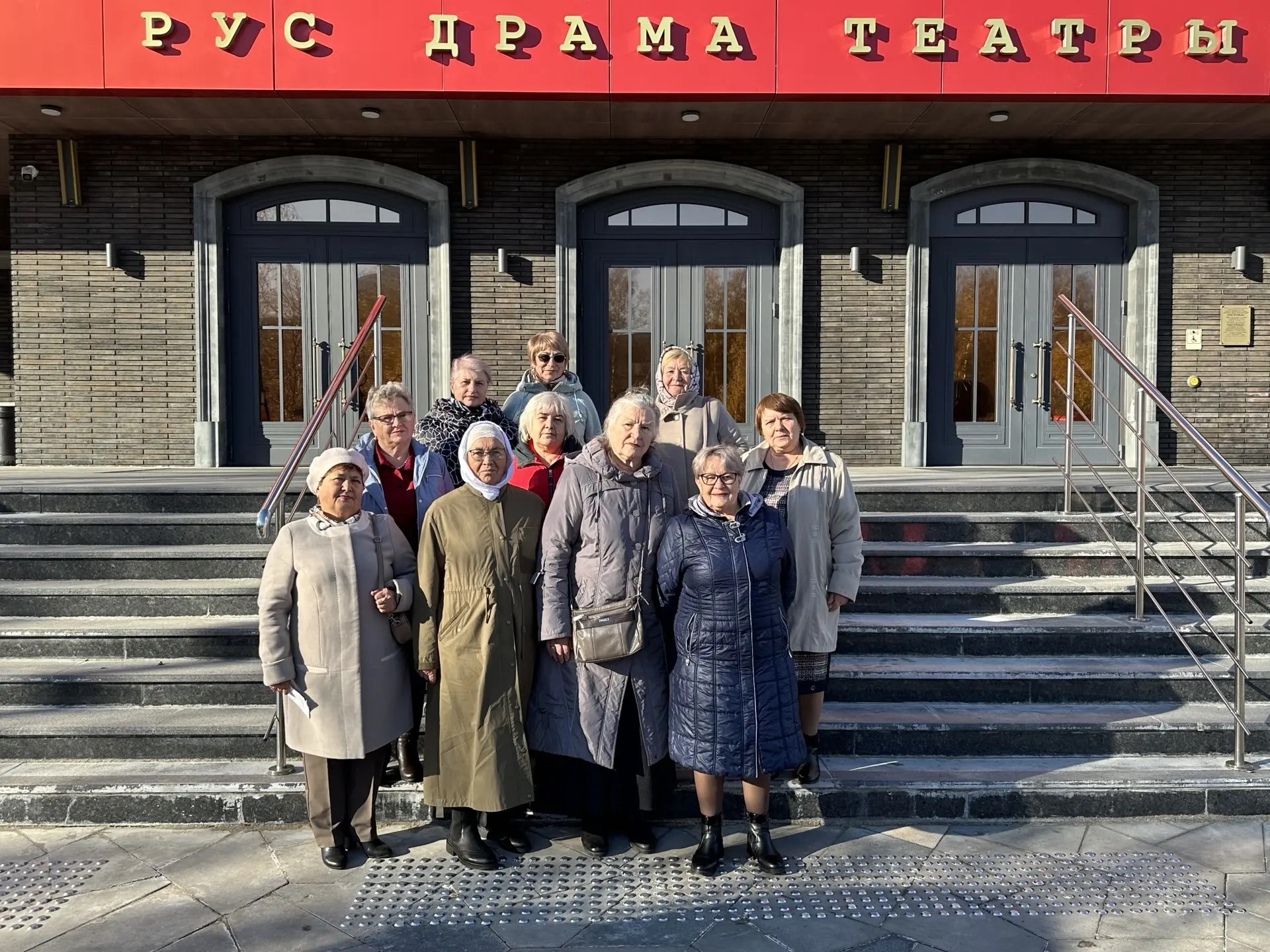 Бесплатный поход в театр организовала администрация Тукаевского района