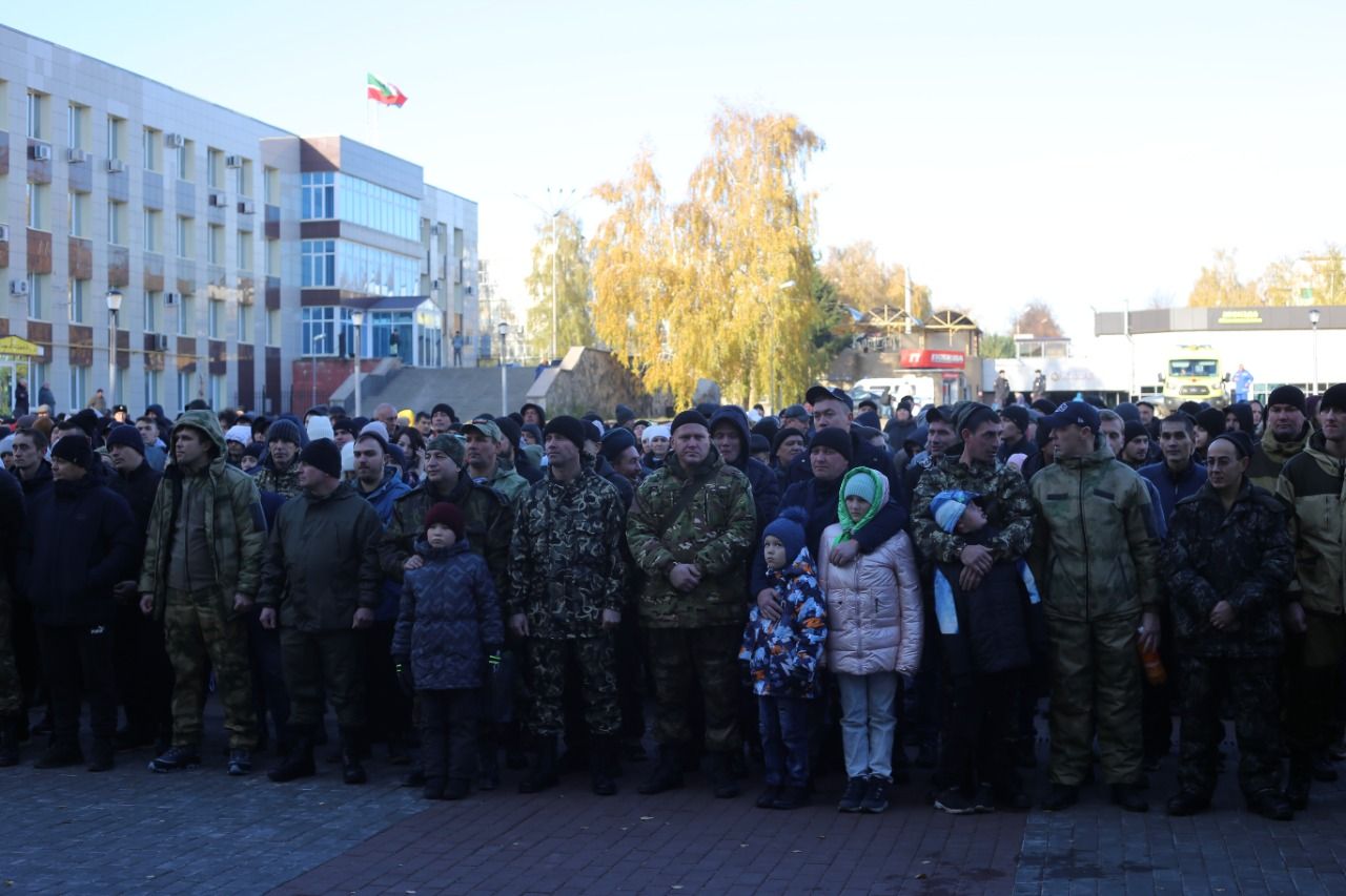 С Тукаевского района была отправлена очередная группа военнослужащих запаса