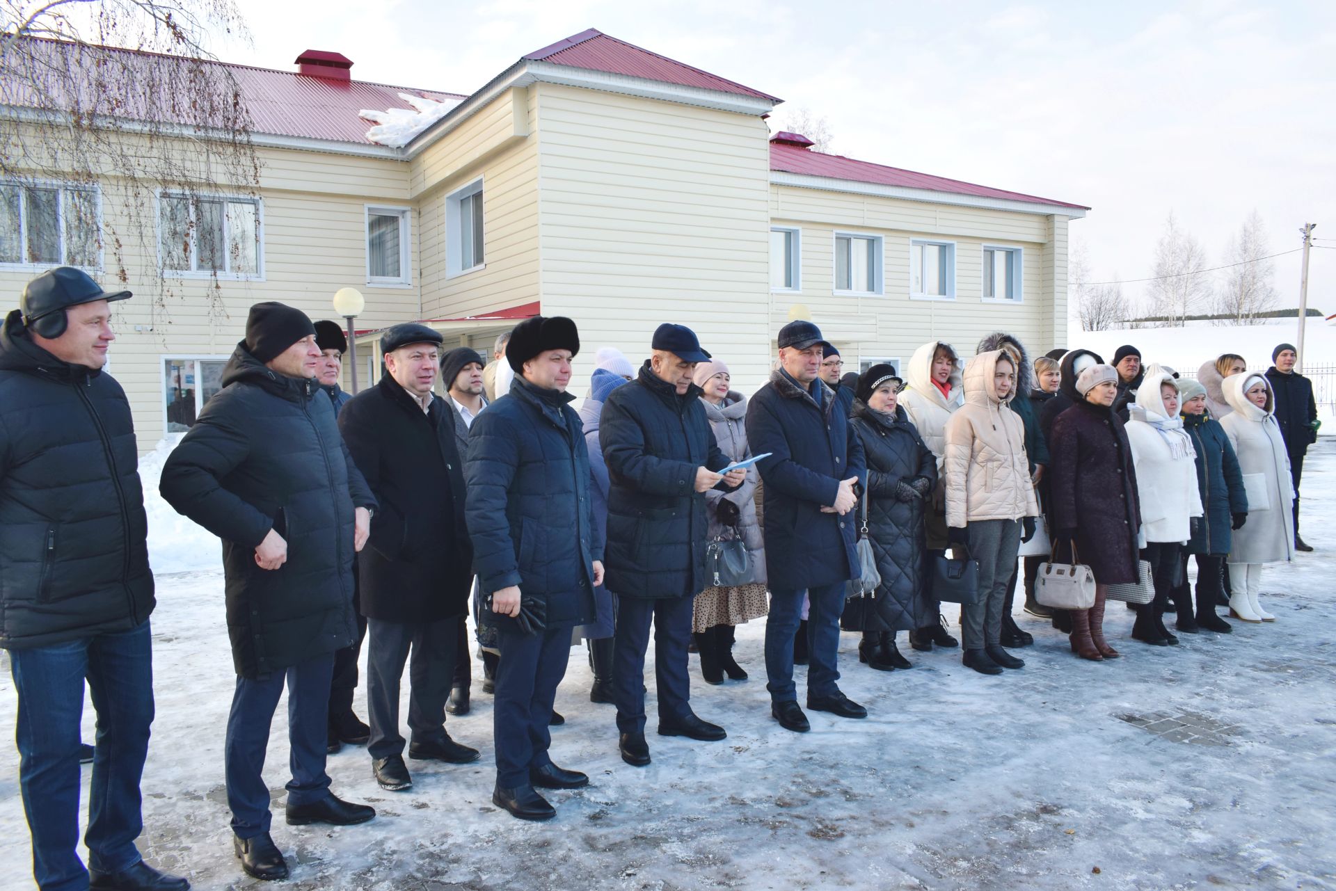 Халык мәнфәгатьләрен кайгыртып