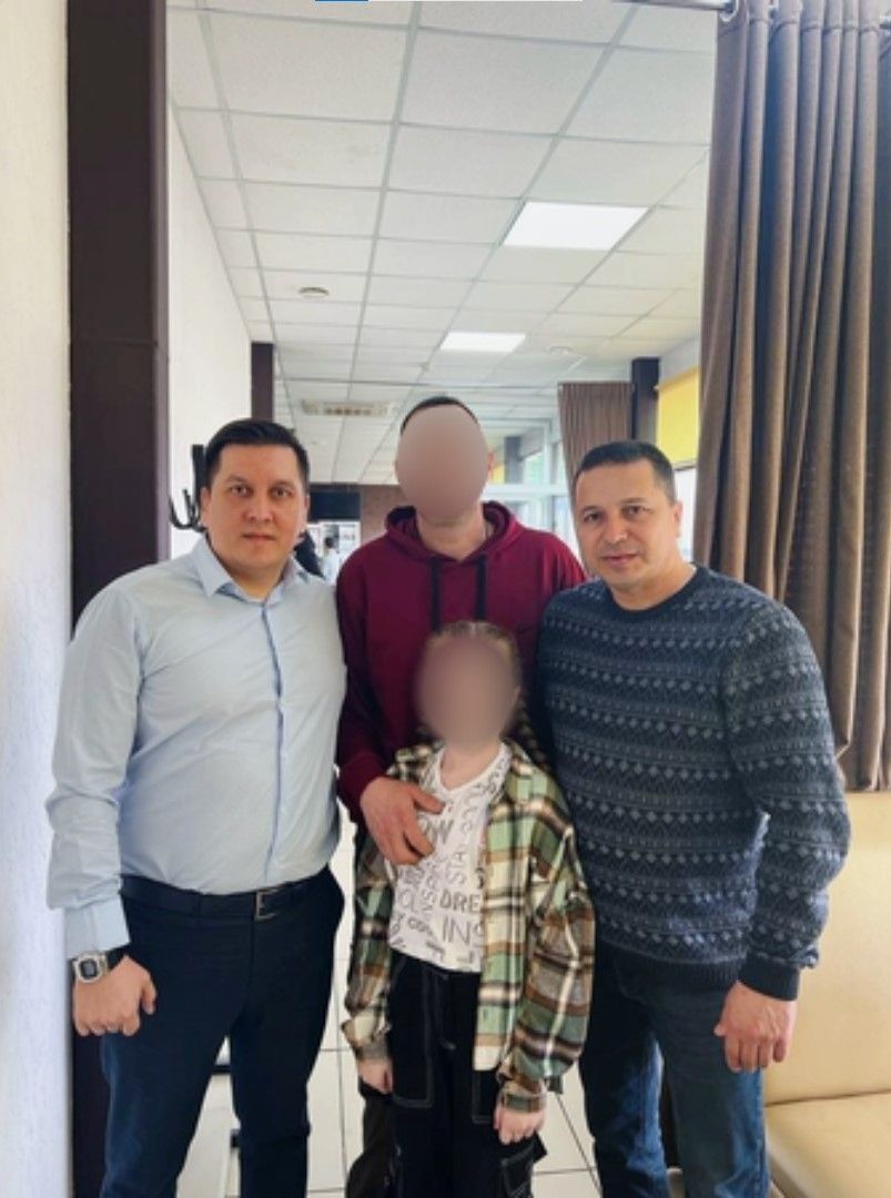 Твой отец - настоящий герой нашего времени!