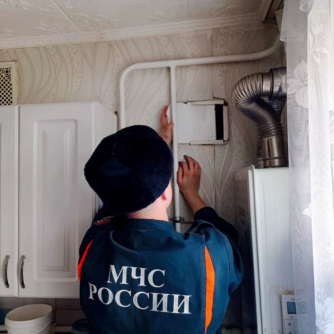Тукай муниципаль районы шәхси хуҗалыкларында, күп фатирлы йортларда яшәүчеләр янына белгечләрнең баруы оештырылды